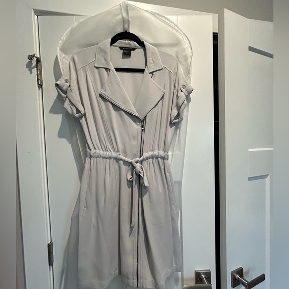 Grey Armani Exchange dress, size 4. Excellent condition, worn once. - Picture 7 of 14